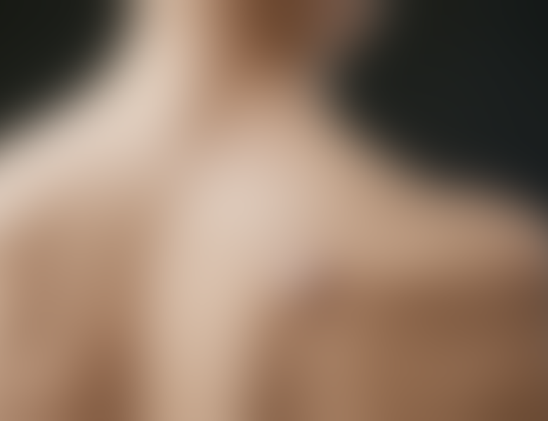 La boule à l’omoplate : causes, symptômes et solutions expliqués