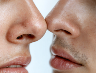 Pourquoi l’une de mes narines semble-t-elle plus grande que l’autre ?